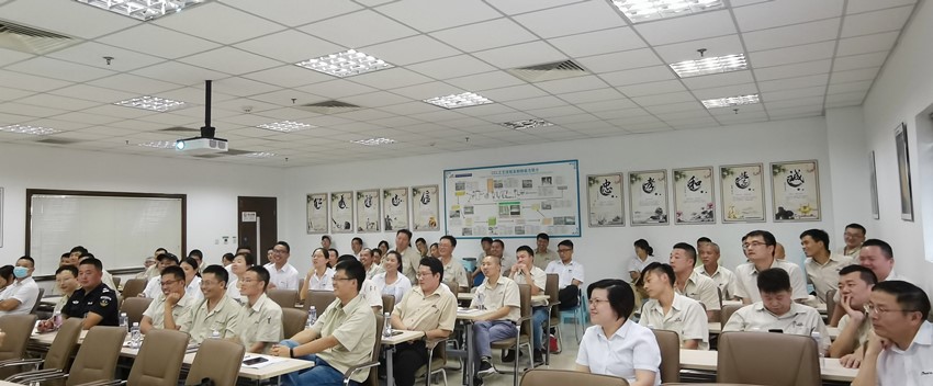 "綠色環(huán)保 健康上?！迸嘤栕哌M威廉希尔新材(圖3)