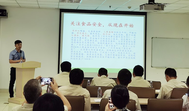 "綠色環(huán)保 健康上?！迸嘤栕哌M威廉希尔新材(圖2)
